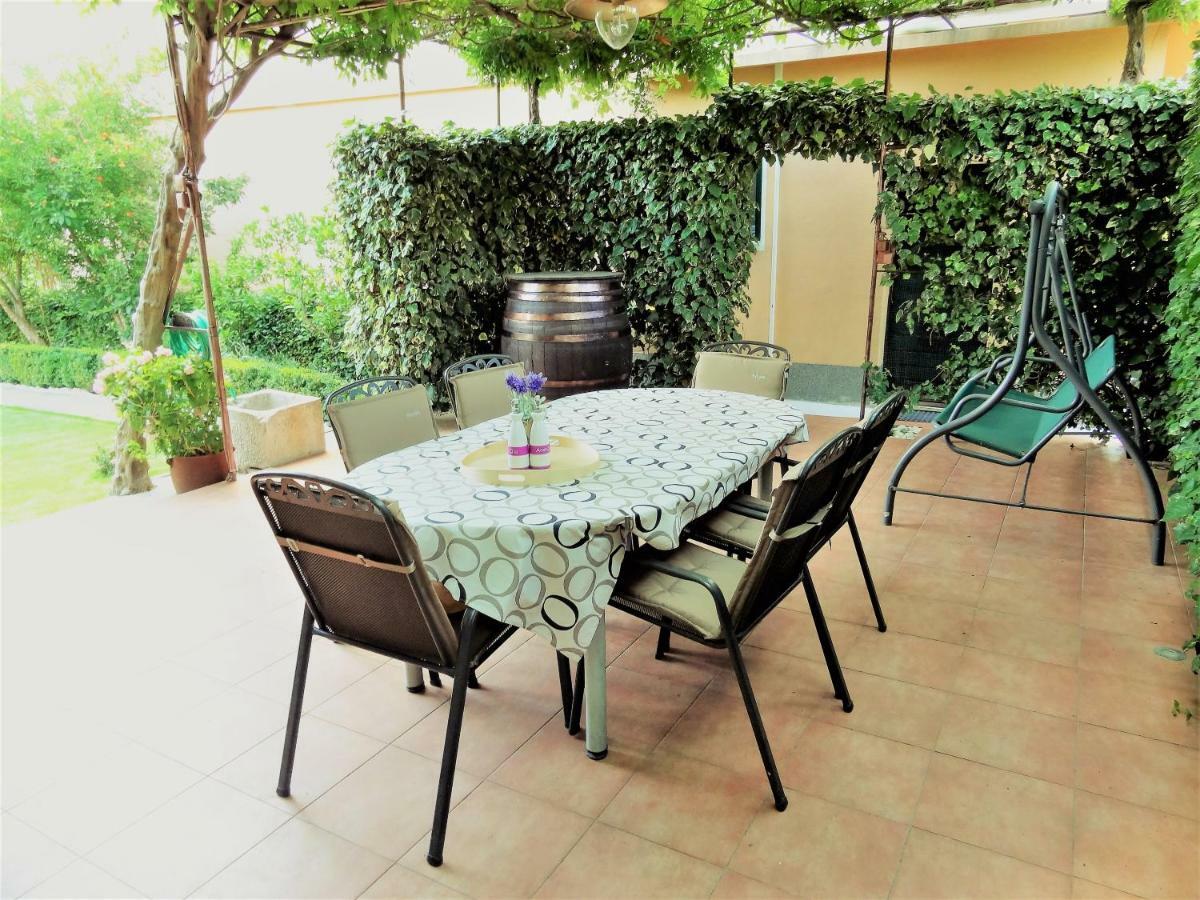 Apartment Bezic Kastela Dış mekan fotoğraf