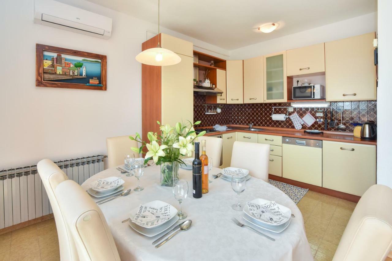 Apartment Bezic Kastela Dış mekan fotoğraf